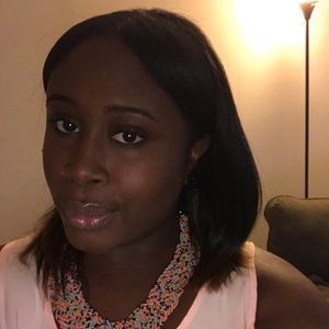 Meet your Posher, Talya